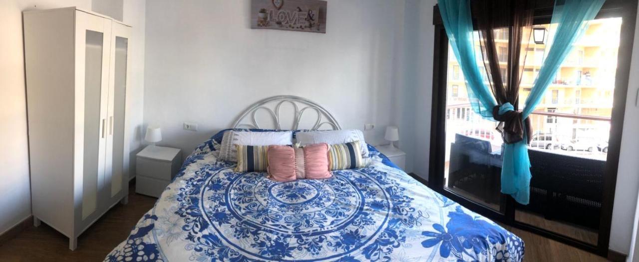 בנאלמדנה Coqueto Apartamento En Puerto Marina Con Piscina מראה חיצוני תמונה